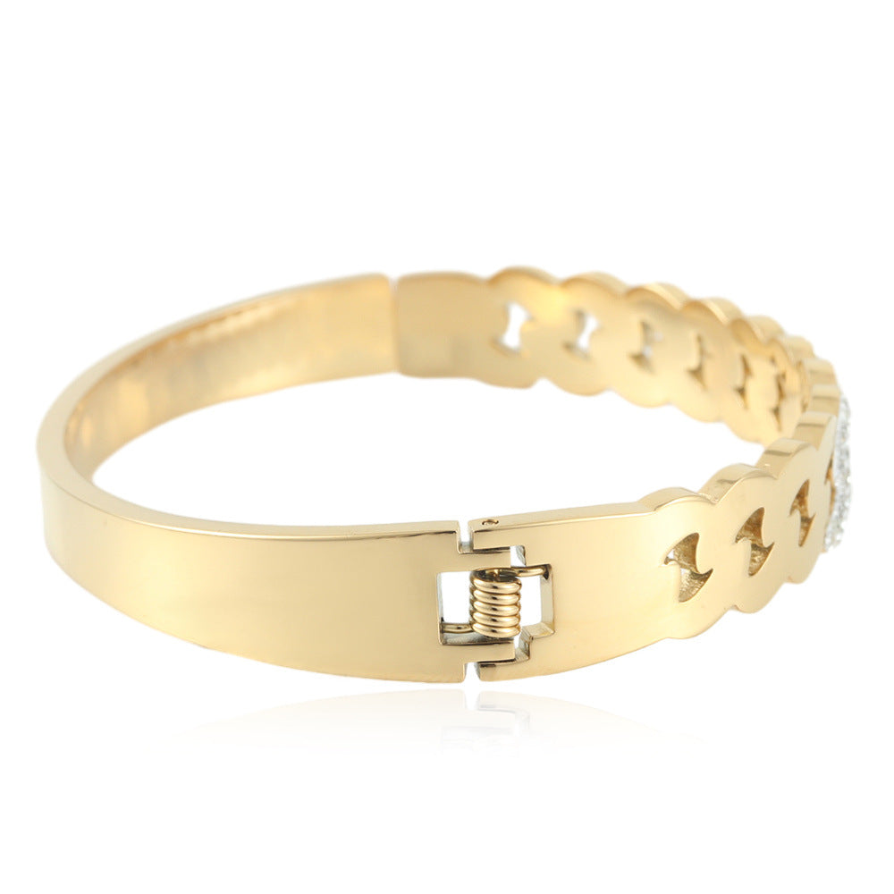 Beautiful Bracelet with Unique Style