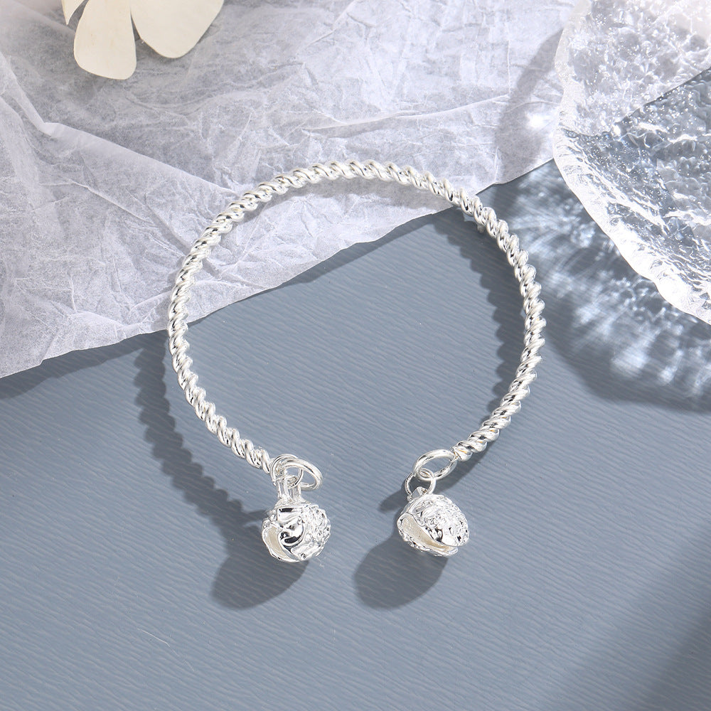 Beautiful Bracelet with Unique Style