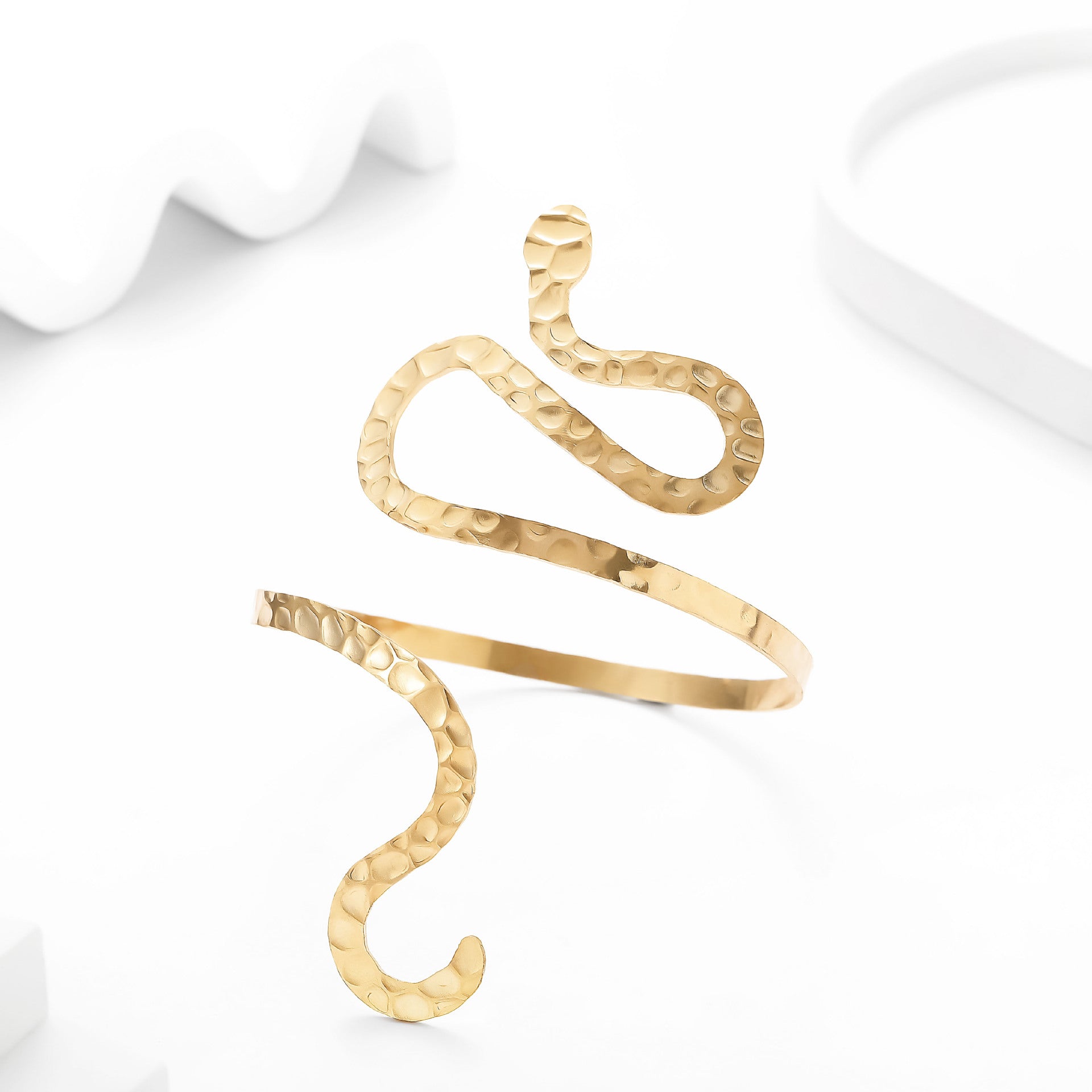 Beautiful Bracelet with Unique Style