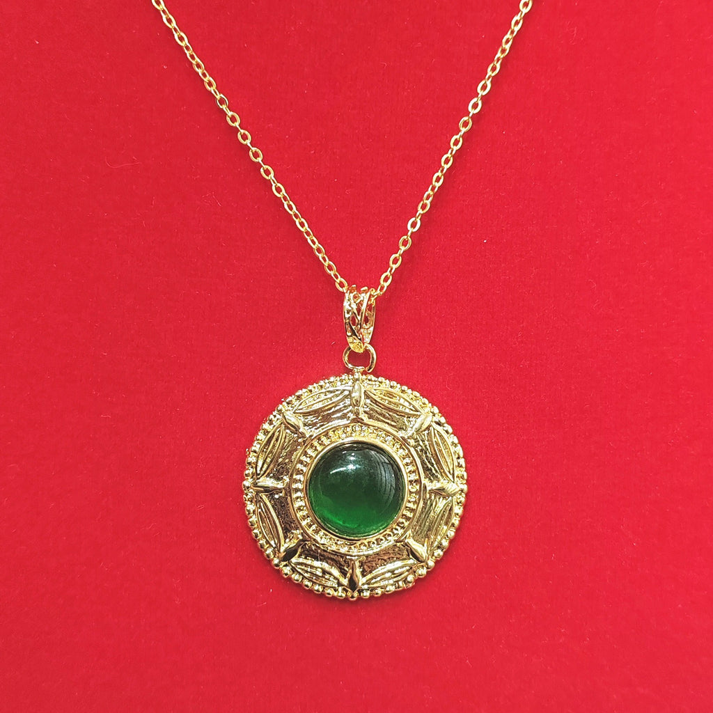 Classic Necklace with Timeless Appeal