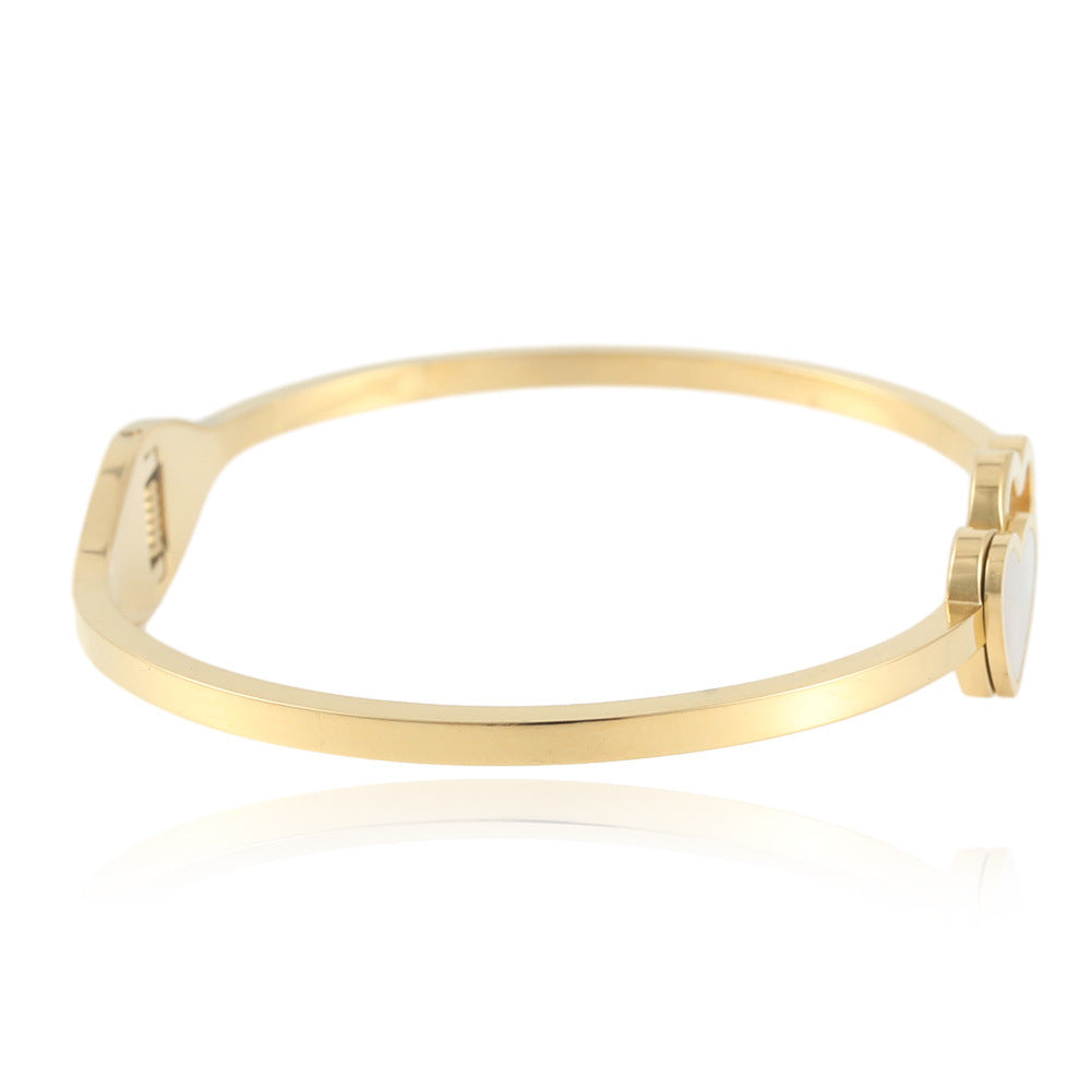 Classic Bracelet with Timeless Appeal