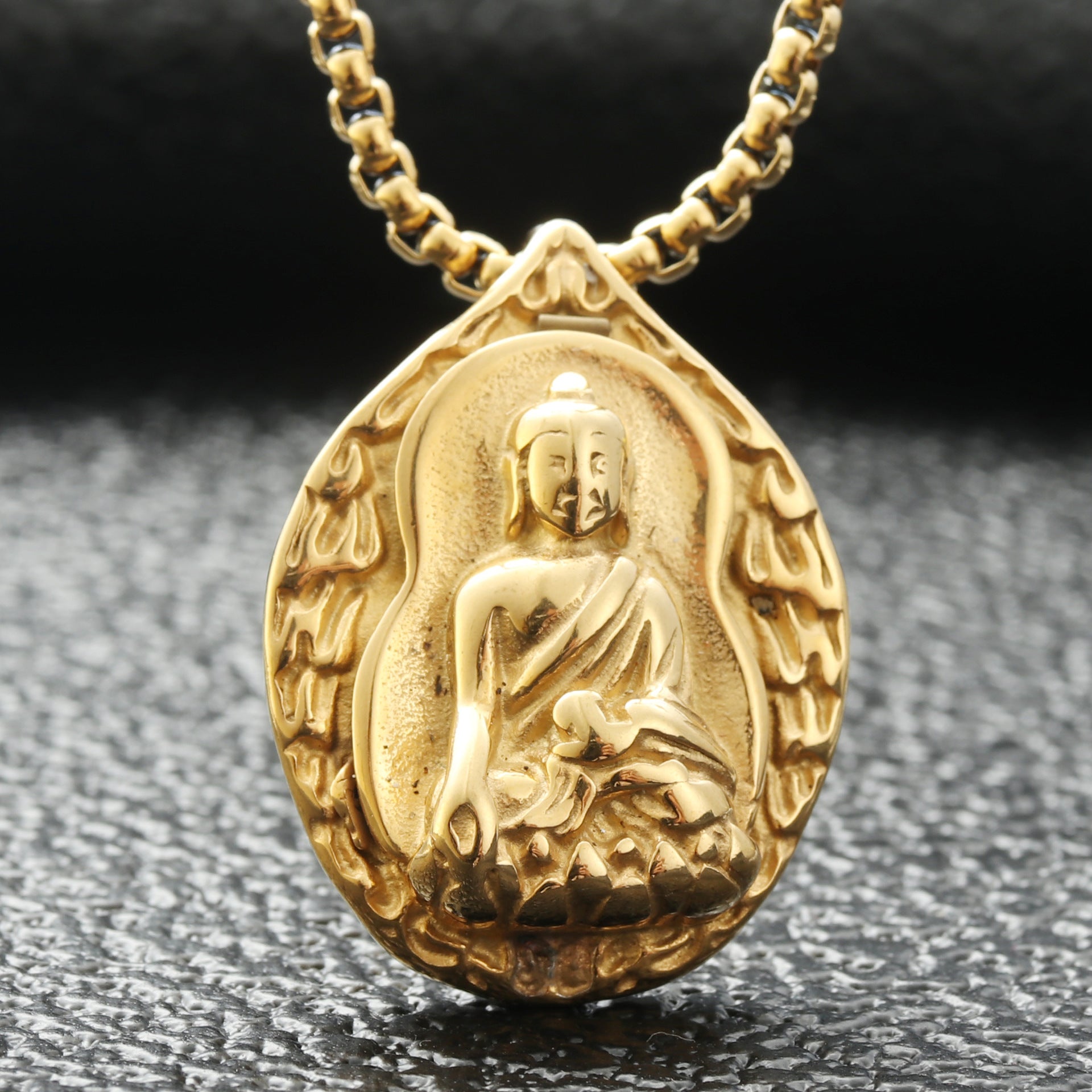 Charming Necklace for Any Occasion