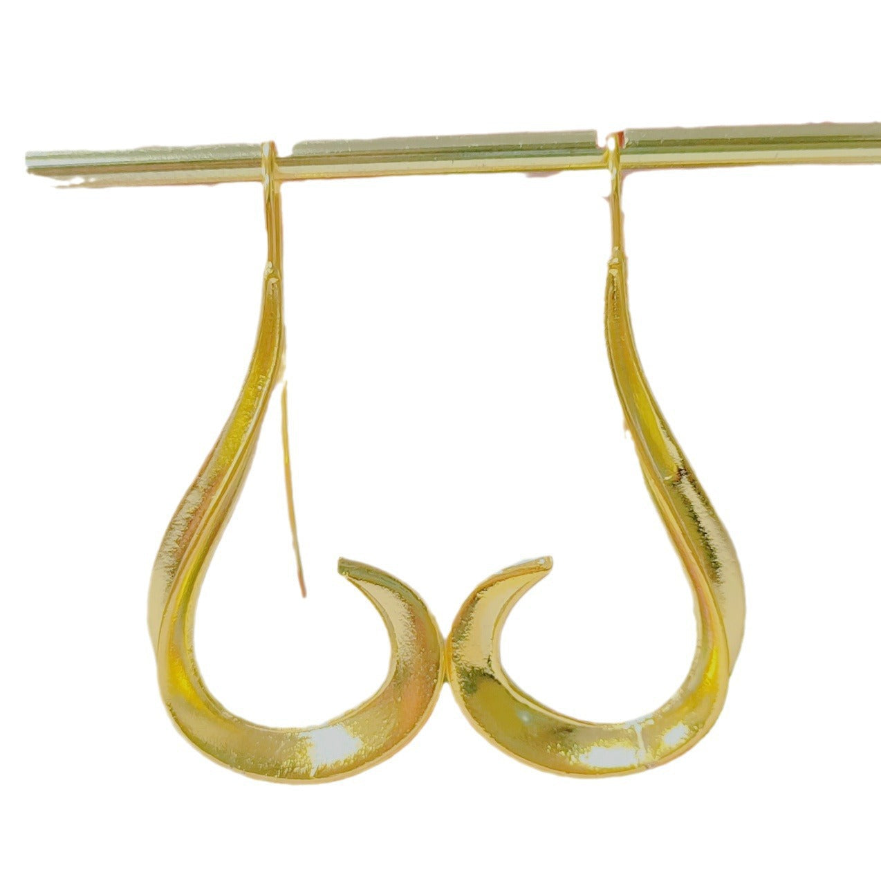 Stunning Gold Earring for Daily Wear