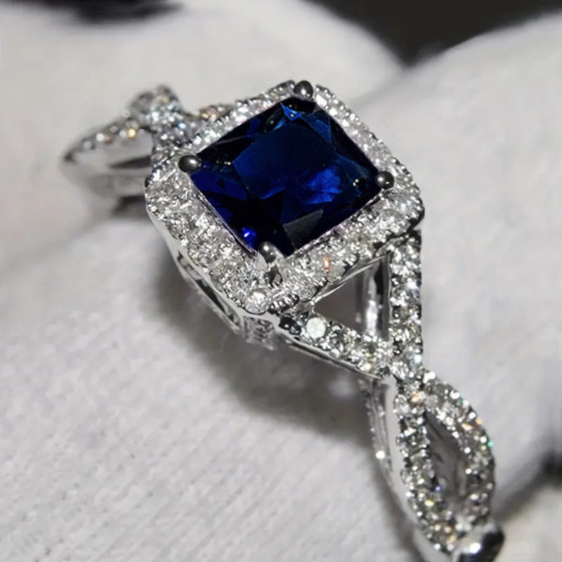 Beautiful Chain with Unique Style