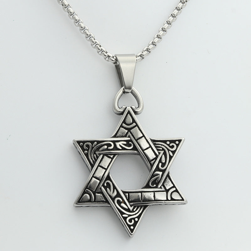 Stunning Necklace for Daily Wear