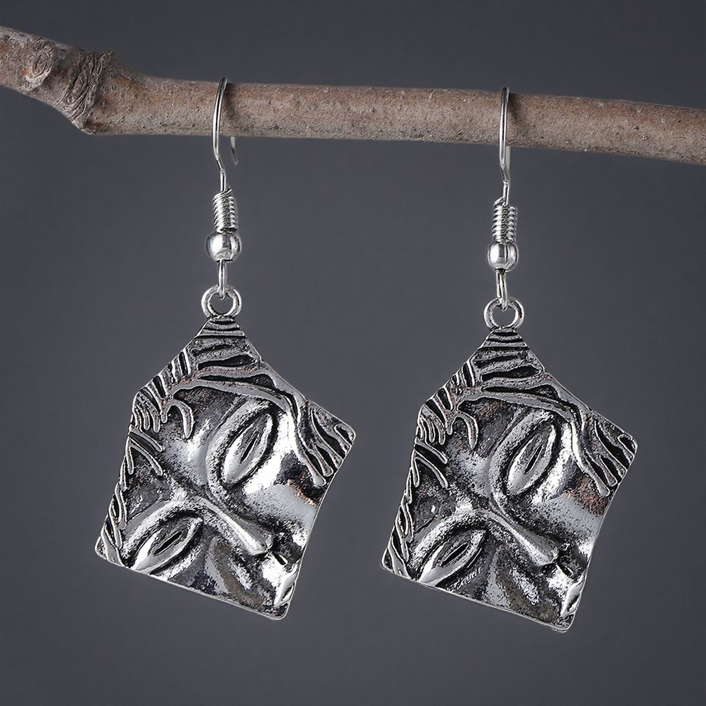 Stunning Earring for Daily Wear