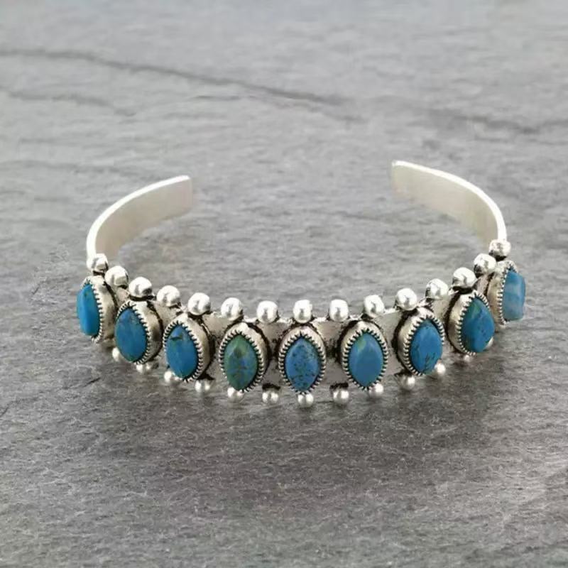 Beautiful Bracelet with Unique Style