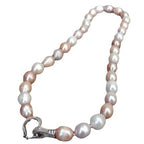 Beautiful Pearl Necklace with Unique Style