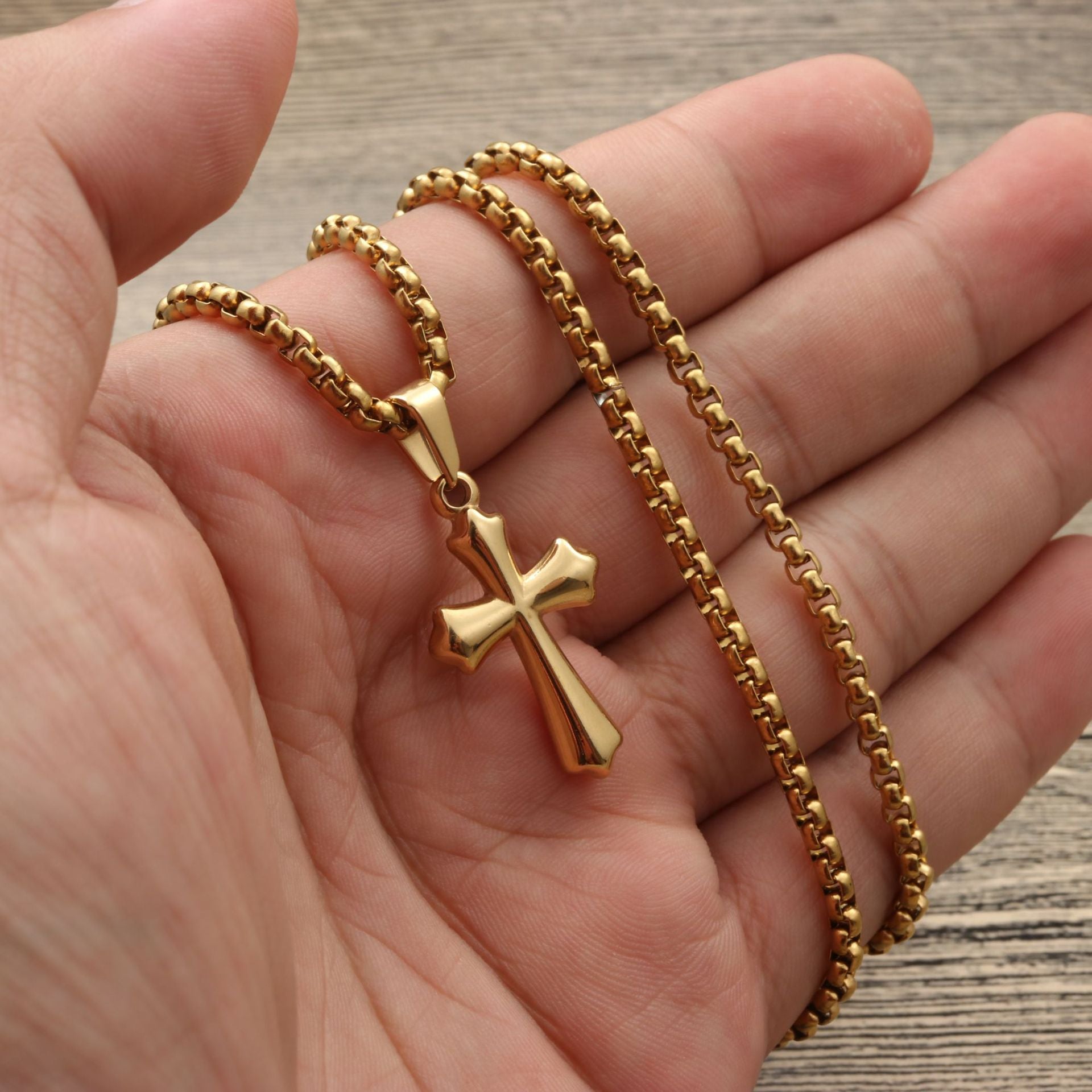 Classic Necklace with Timeless Appeal