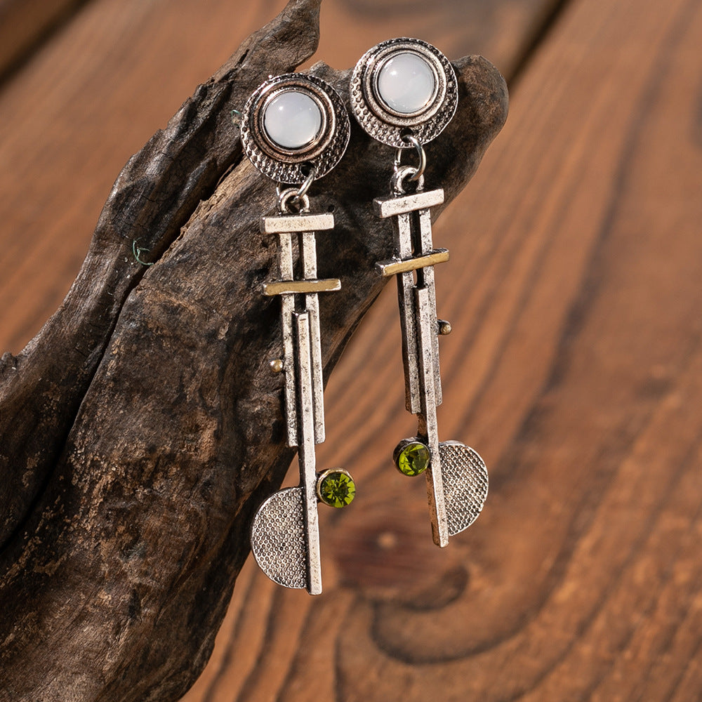 Classic Pearl Earring with Timeless Appeal