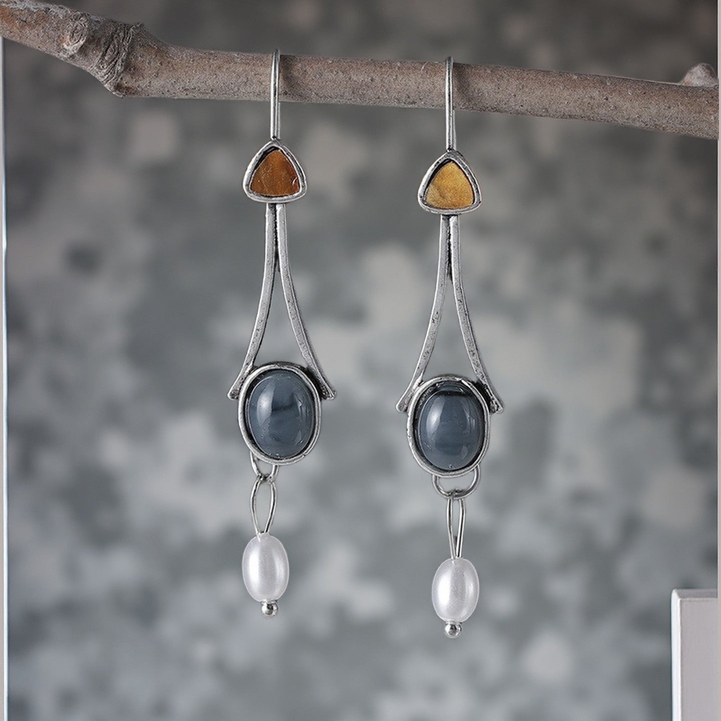 Charming Pearl Earring for Any Occasion