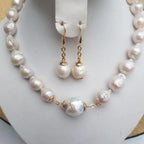 Beautiful Pearl Necklace with Unique Style