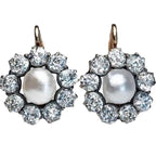 Beautiful Pearl Earring with Unique Style