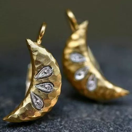 Stunning Earring for Daily Wear