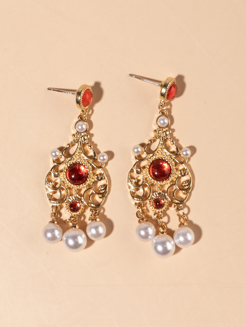 Romantic Pearl Earring for Special Moments