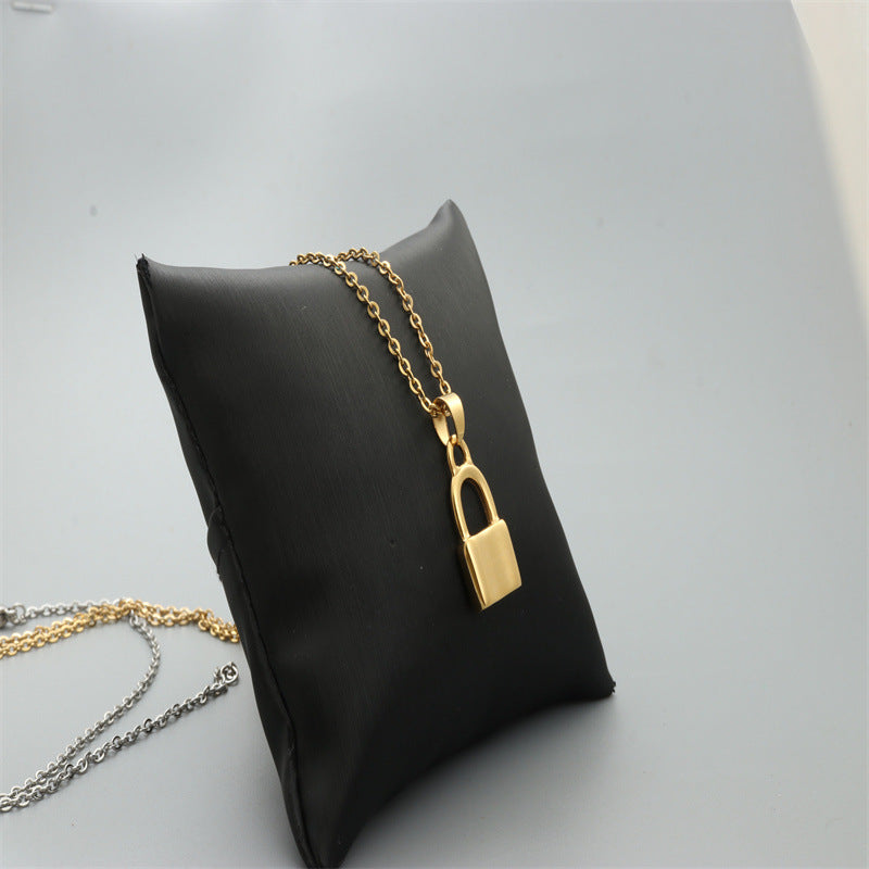 Classic Necklace with Timeless Appeal