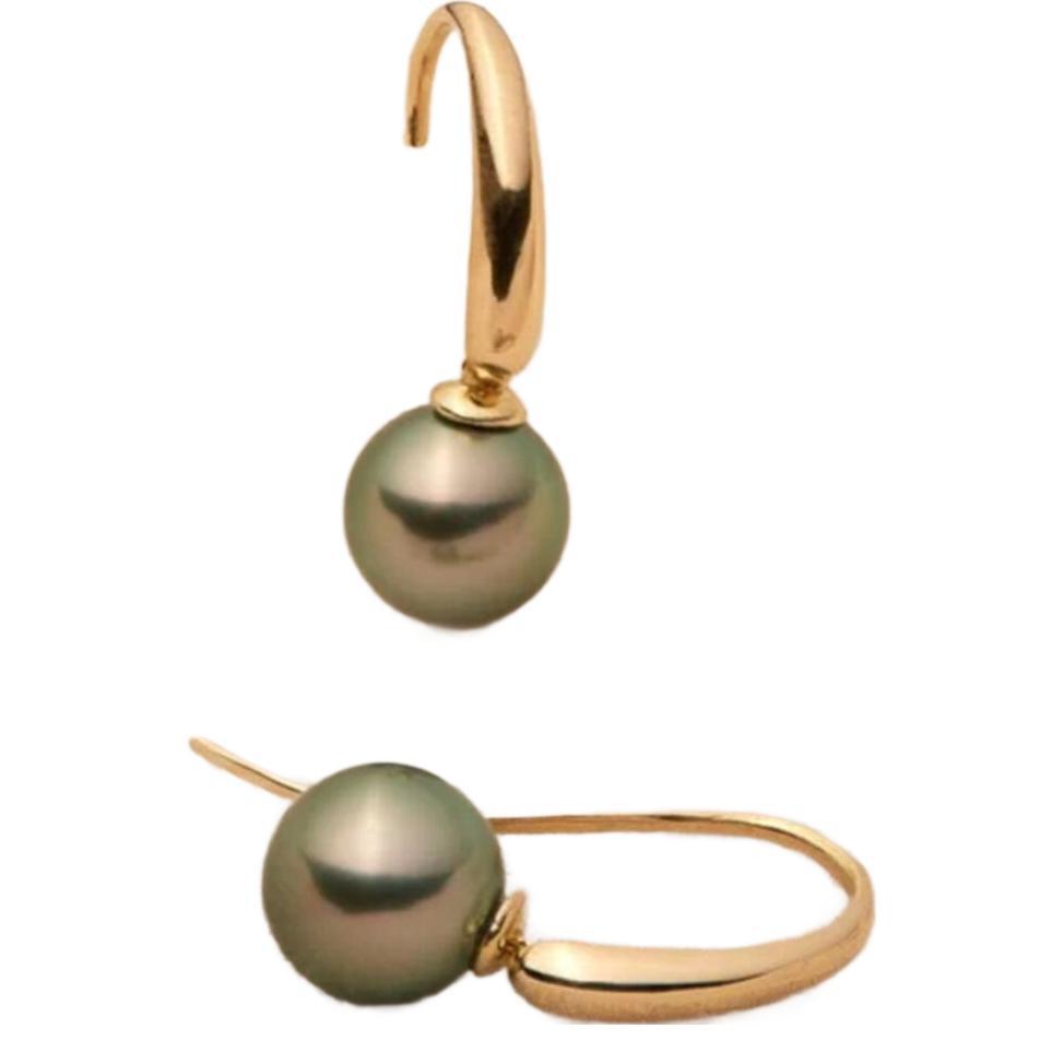 Stunning Pearl Earring for Daily Wear