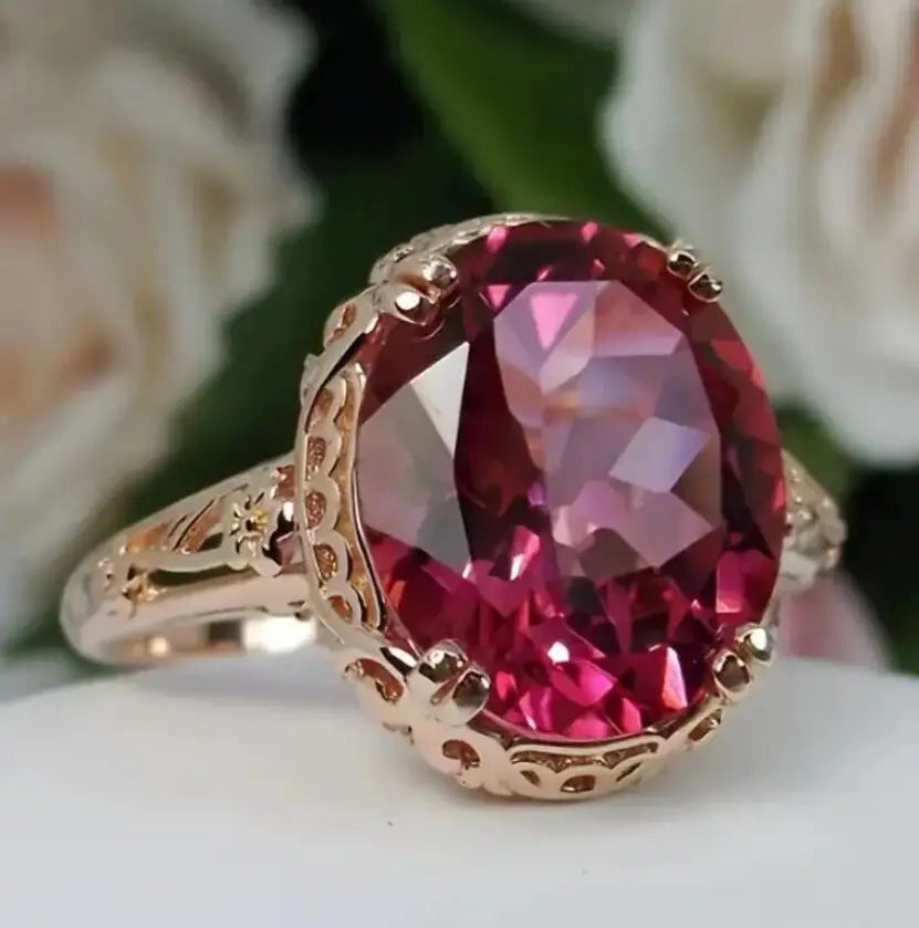 Stunning Gold Ring for Daily Wear