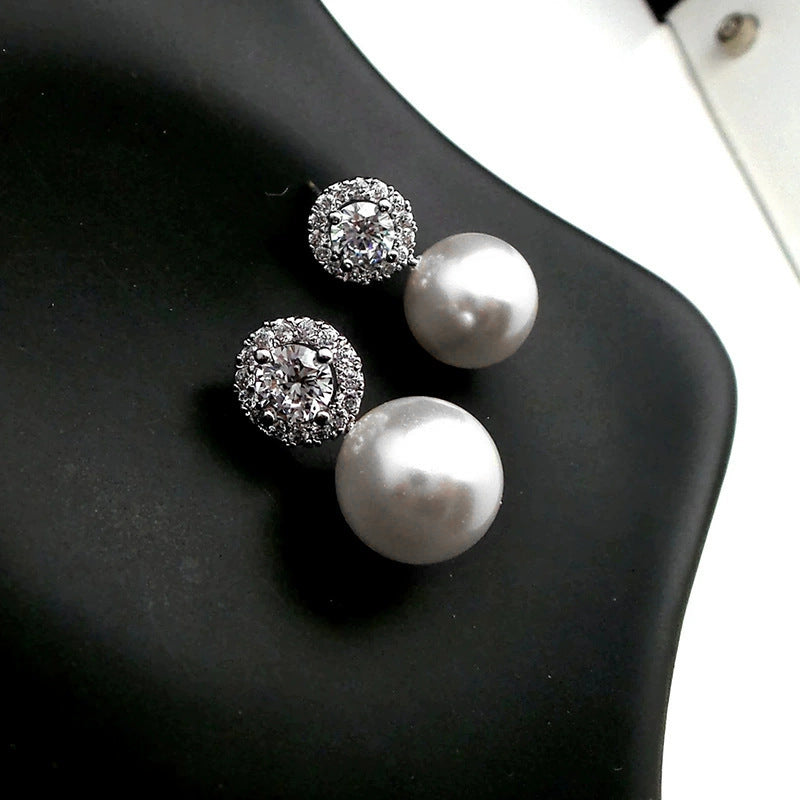 Charming Pearl Earring for Any Occasion
