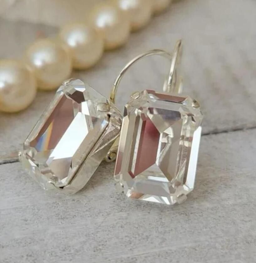 Beautiful Earring with Unique Style