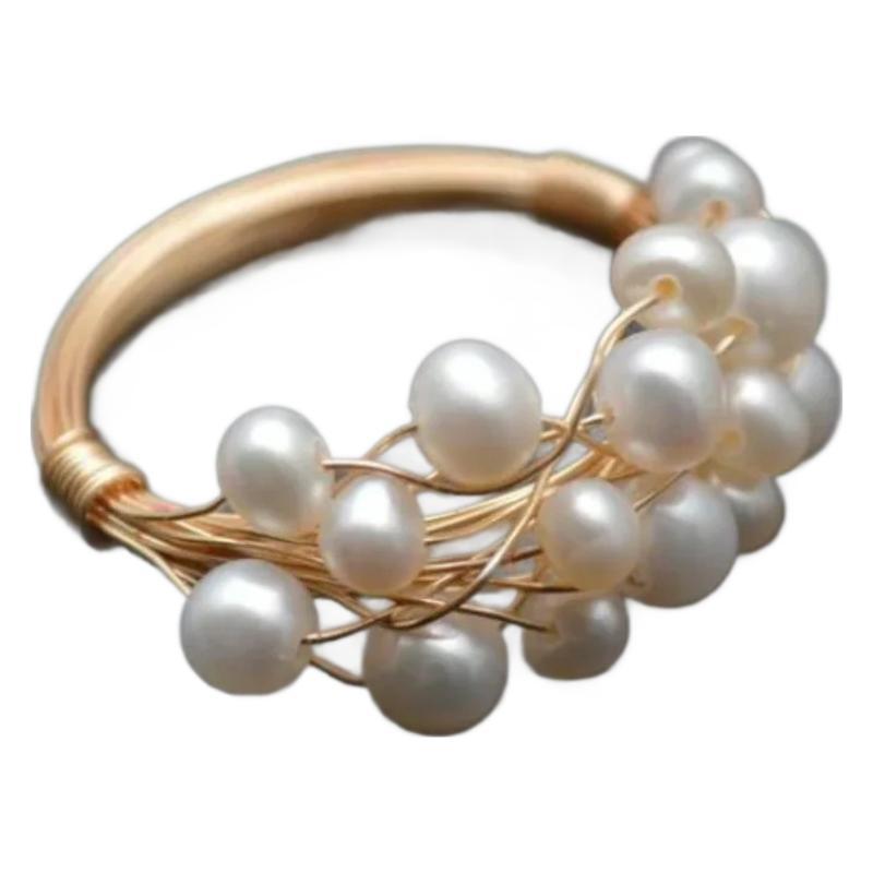Beautiful Pearl Ring with Unique Style