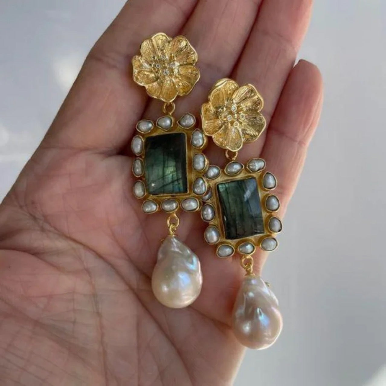 Vintage Handmade Pearl Earring