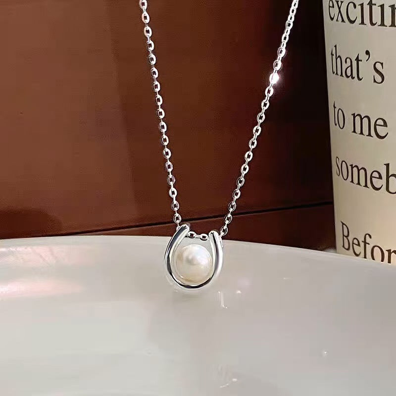 Stunning Pearl Necklace for Daily Wear