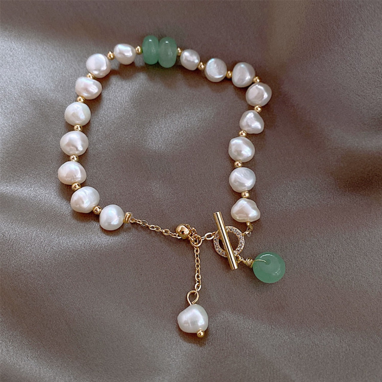 Elegant Pearl Bracelet for Every Occasion