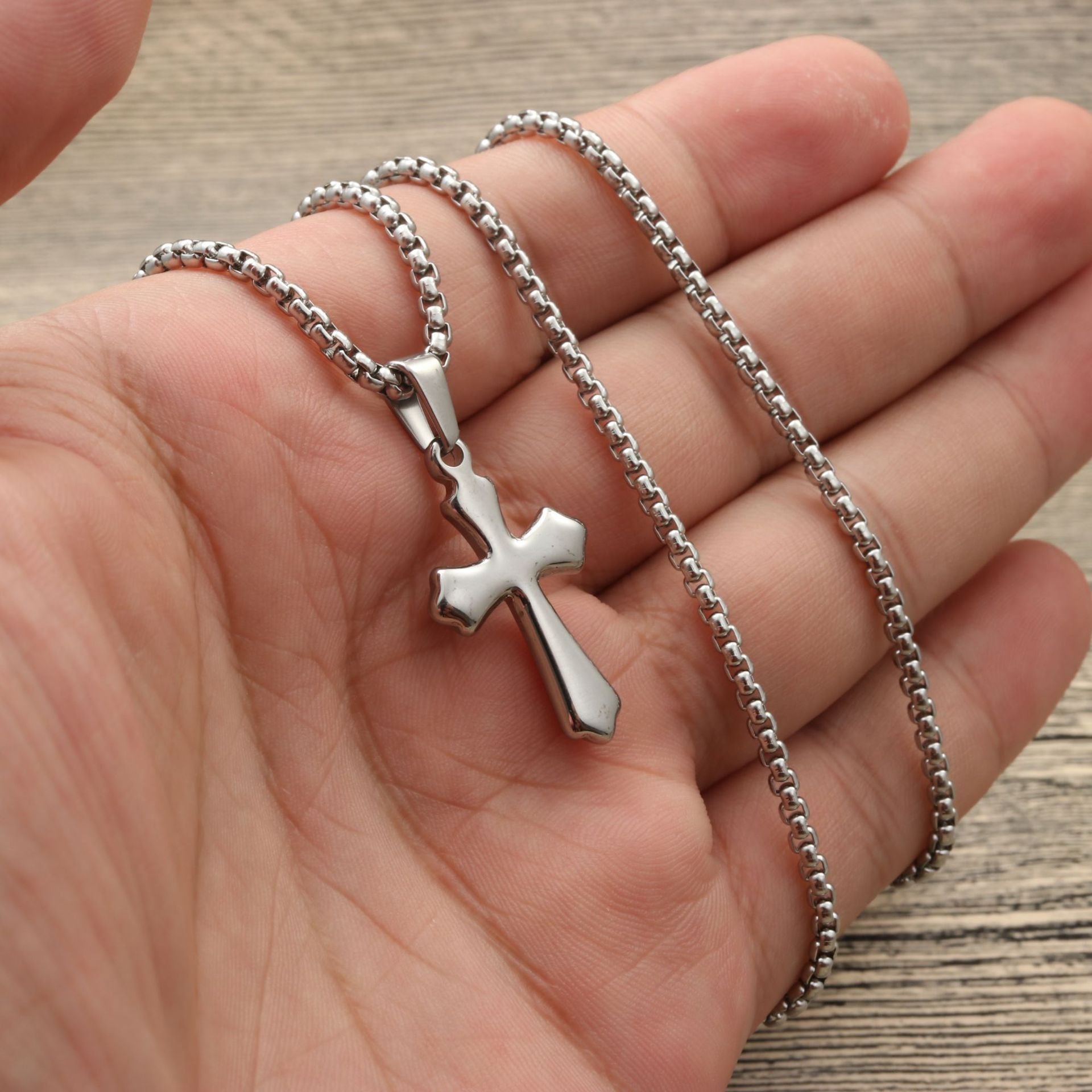 Classic Necklace with Timeless Appeal