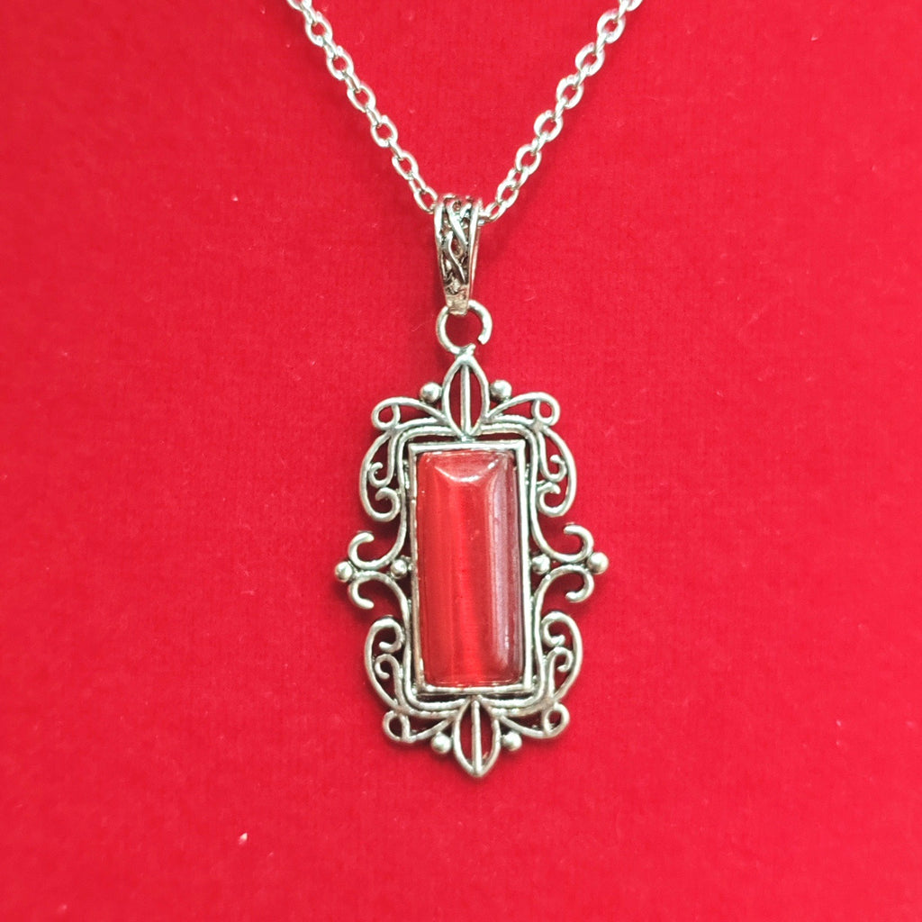 Classic Necklace with Timeless Appeal