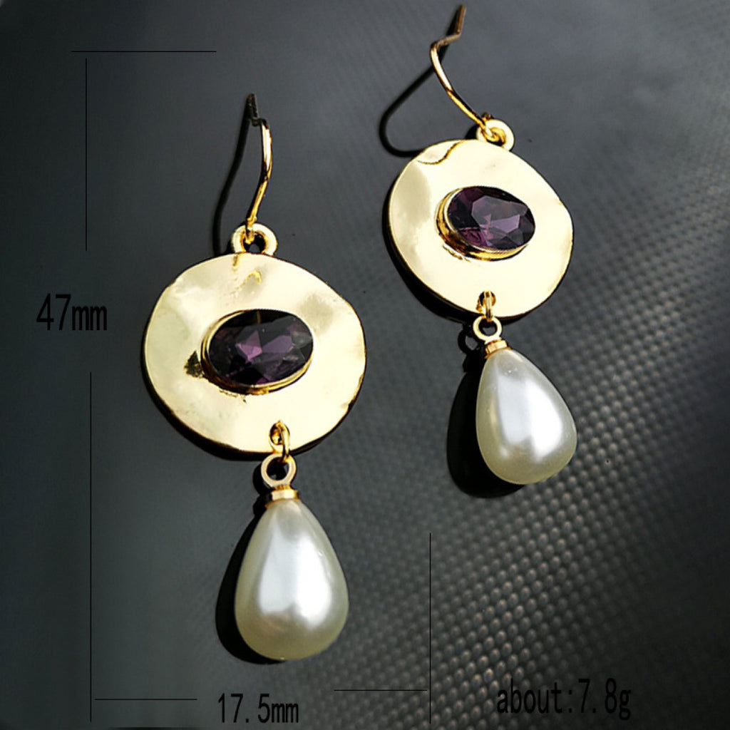 Charming Pearl Earring for Any Occasion