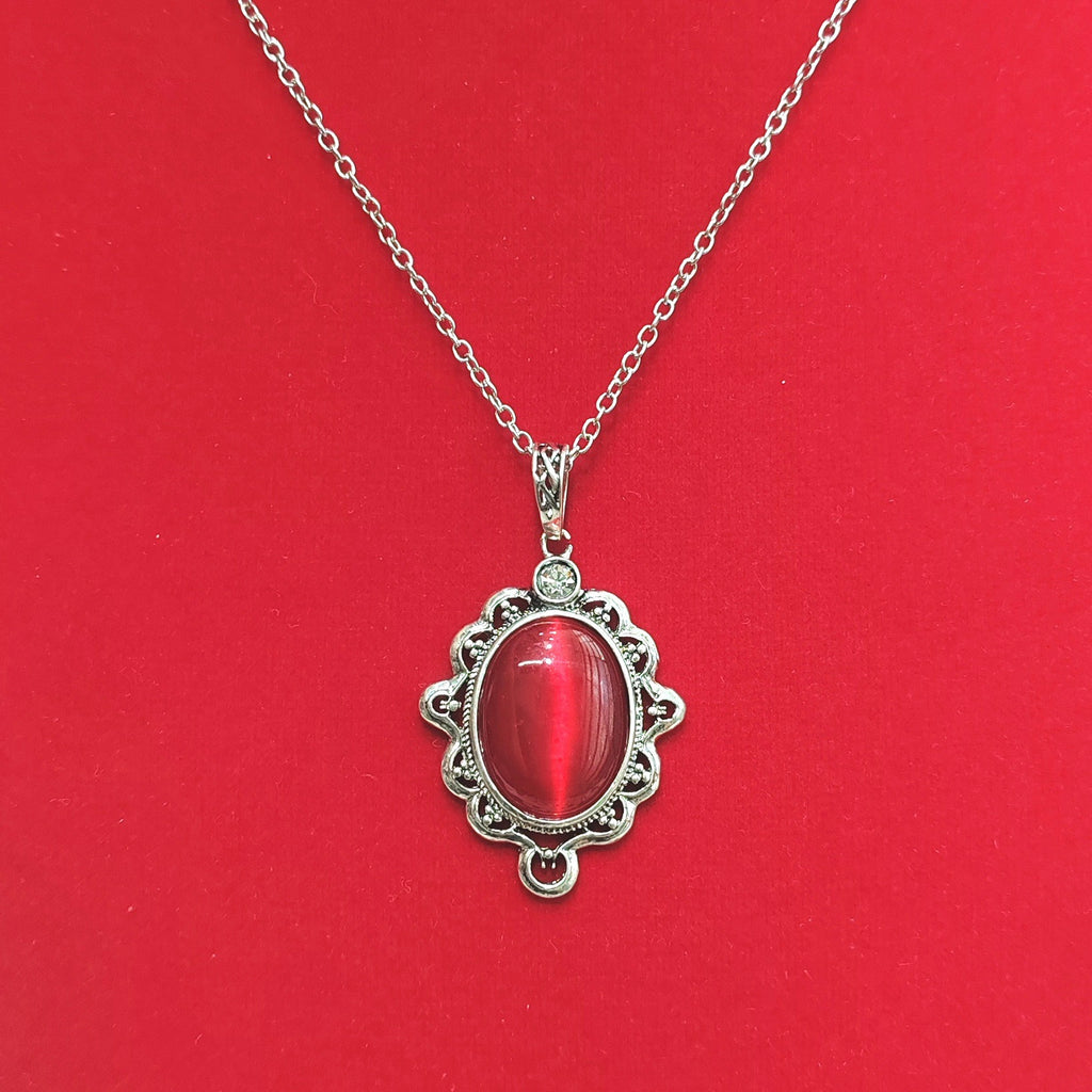 Classic Necklace with Timeless Appeal