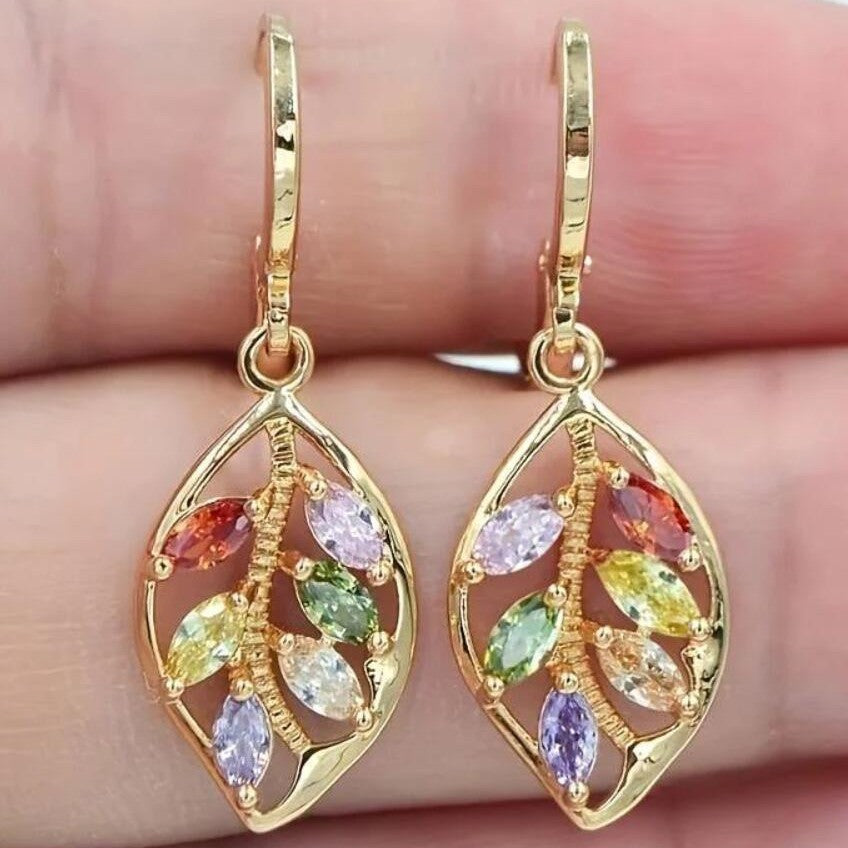 Beautiful Gold Earring with Unique Style