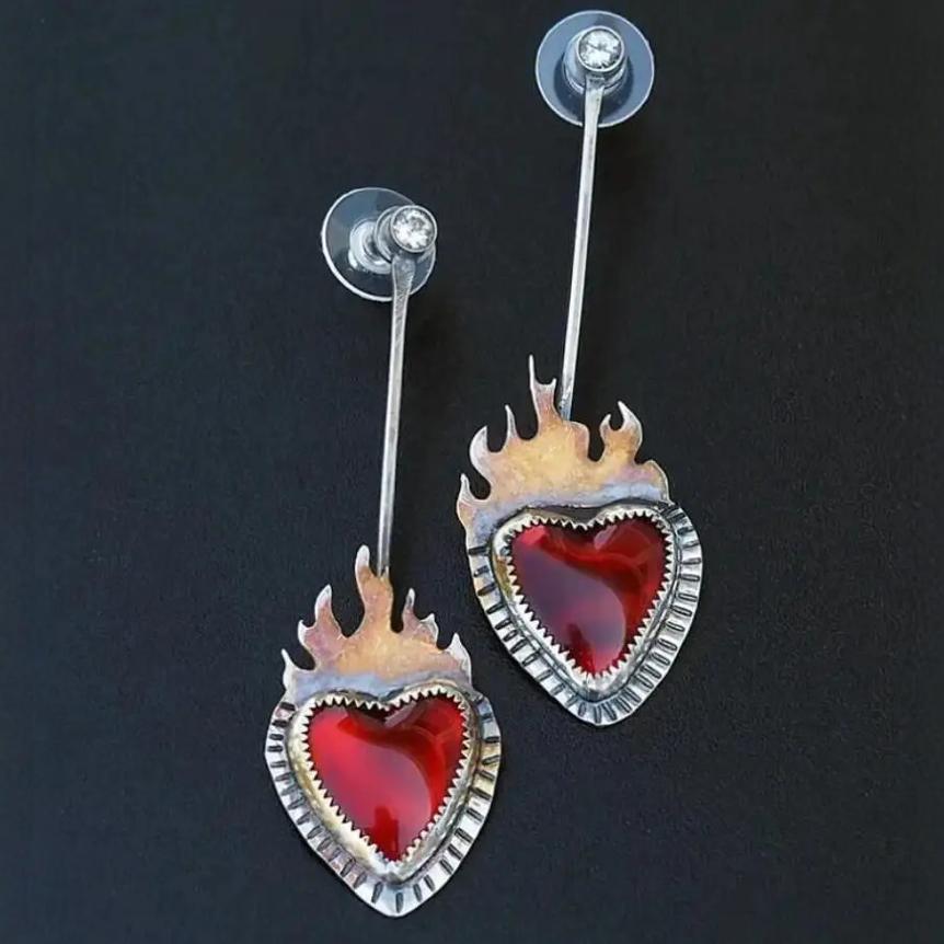 Charming Earring for Any Occasion