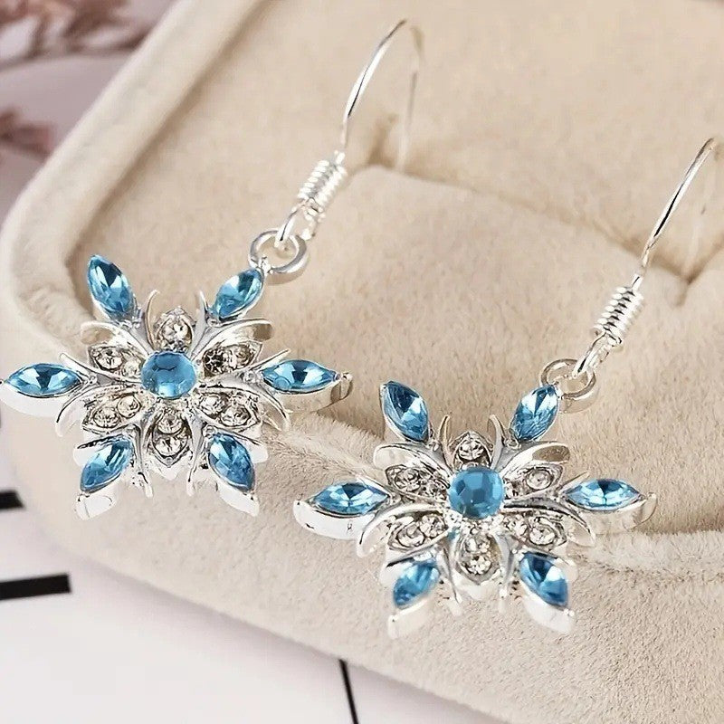 Beautiful Gold Earring with Unique Style