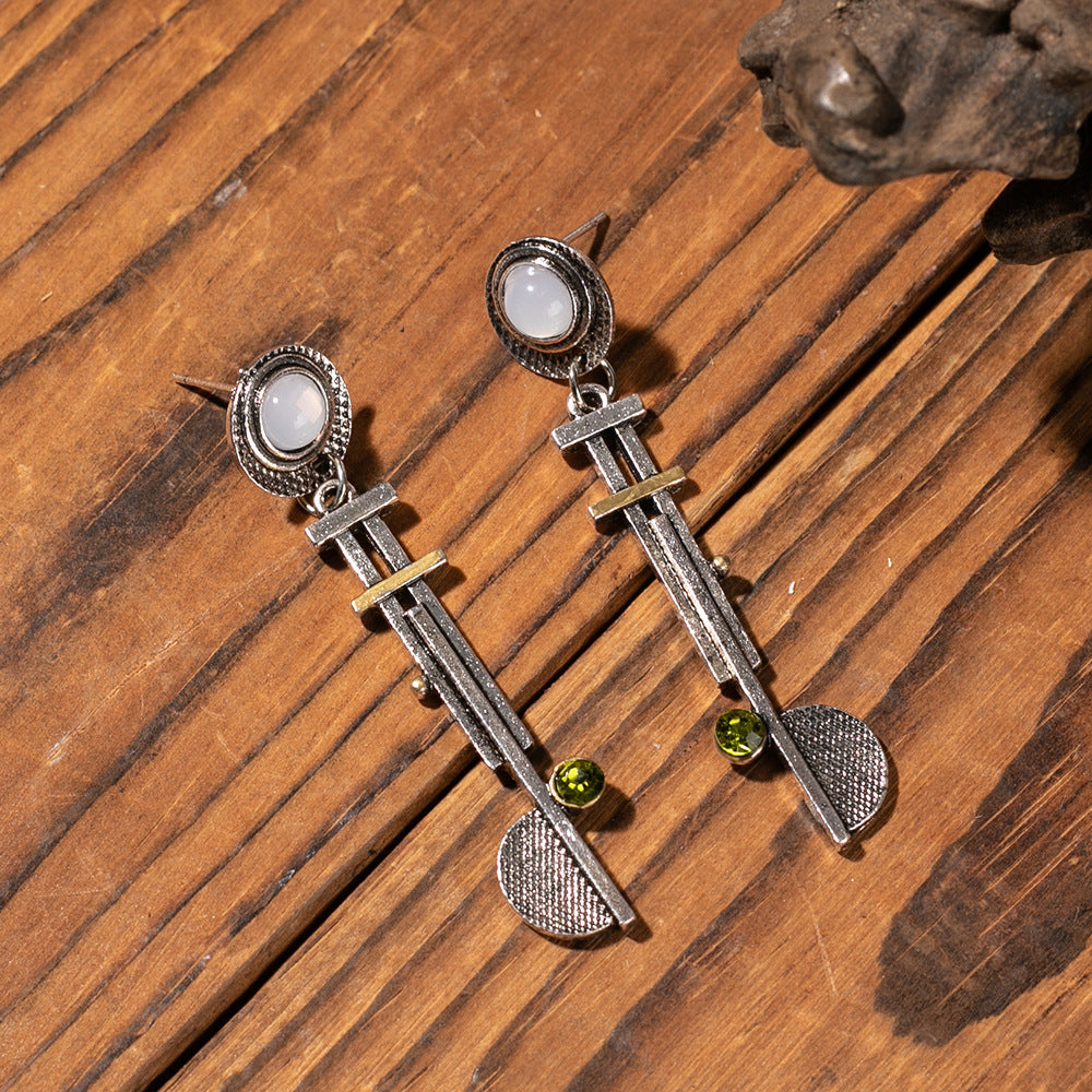 Classic Pearl Earring with Timeless Appeal