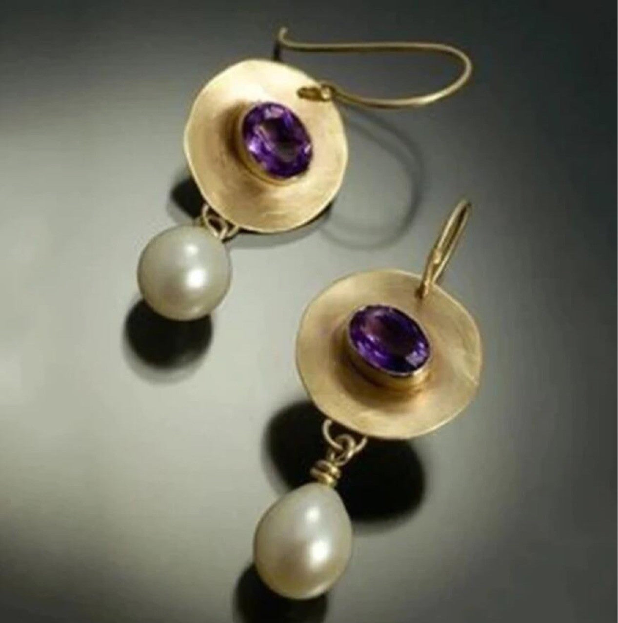 Charming Pearl Earring for Any Occasion