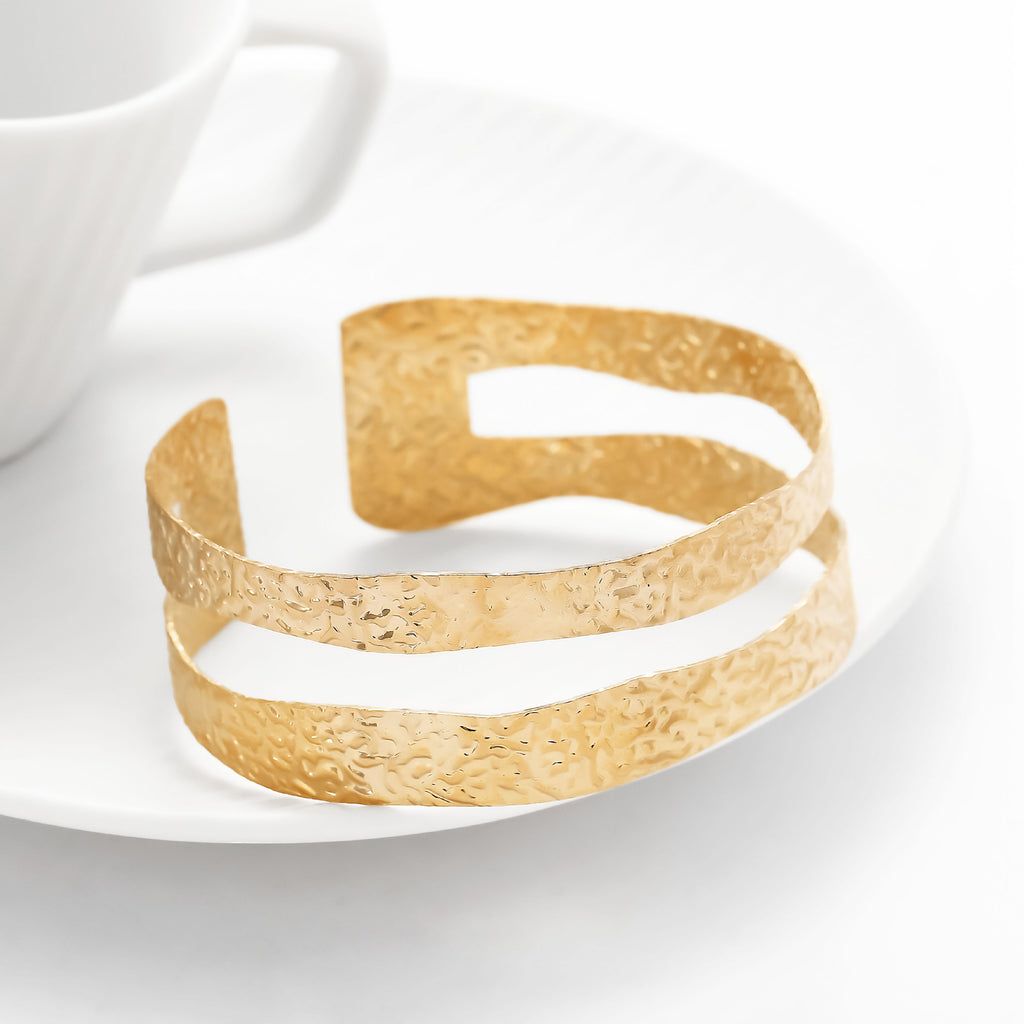 Beautiful Bracelet with Unique Style