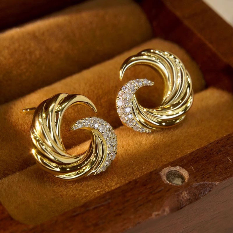 Beautiful Earring with Unique Style