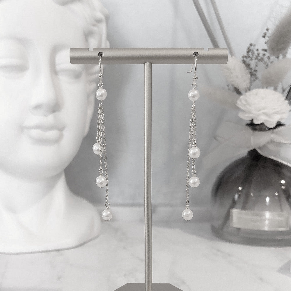 Stunning Pearl Earring for Daily Wear