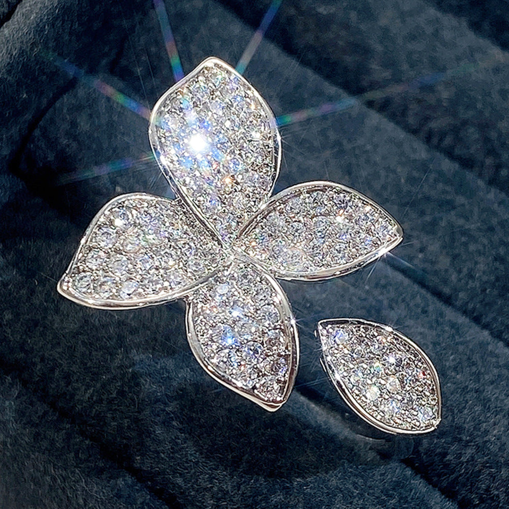 Beautiful Bracelet with Unique Style