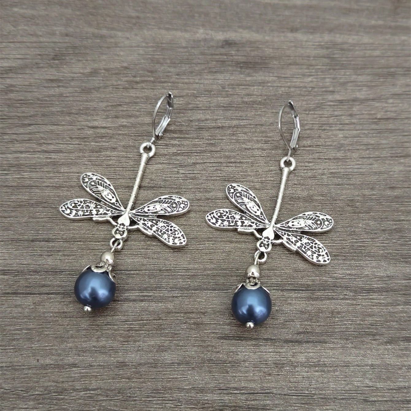 Charming Pearl Earring for Any Occasion