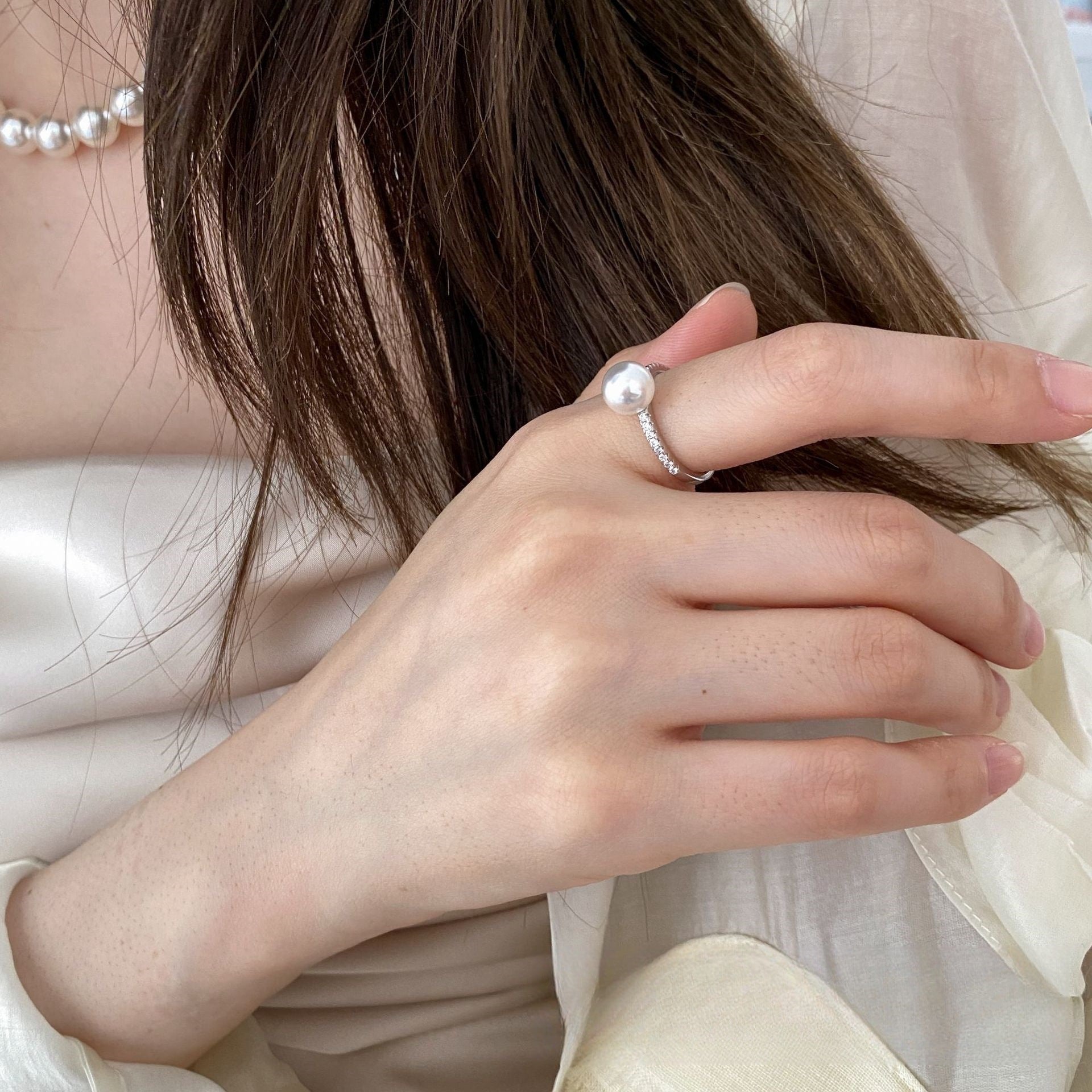 Charming Pearl Ring for Any Occasion