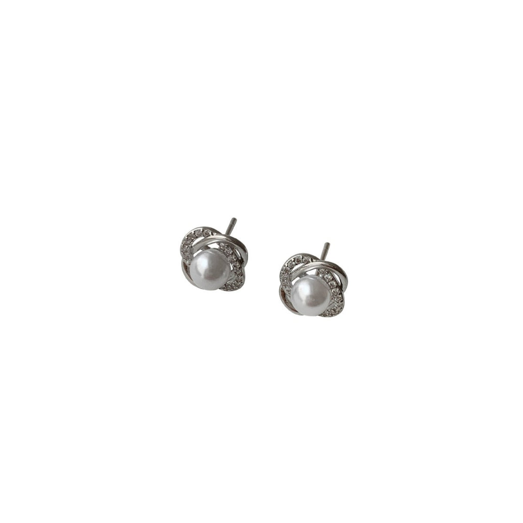 Delicate Artisan Pearl Earring