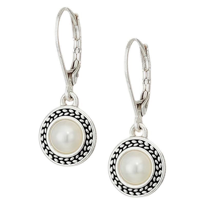 Stunning Pearl Earring for Daily Wear