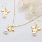 Charming Gold Set for Any Occasion