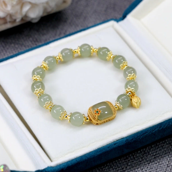 Beautiful Bracelet with Unique Style