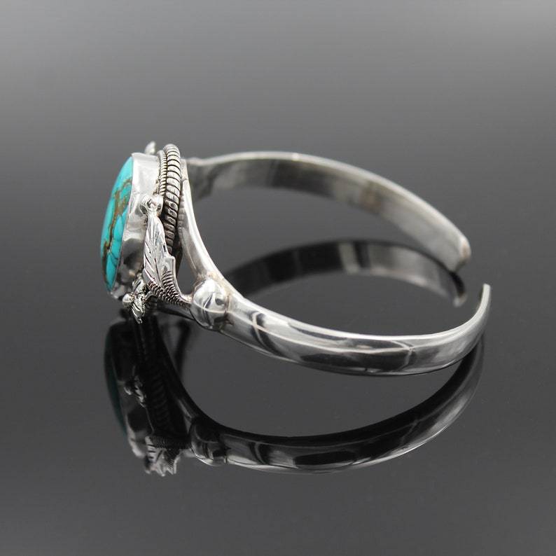 Beautiful Bracelet with Unique Style