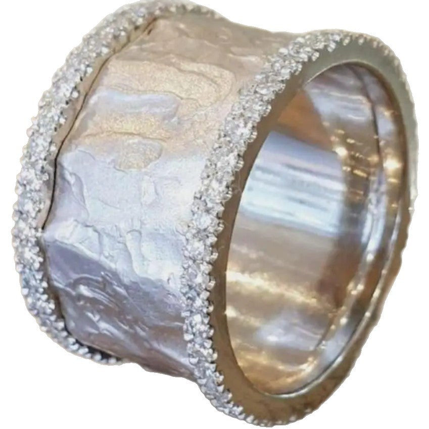 Beautiful Ring with Unique Style