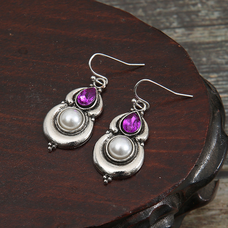 Delicate Artisan Pearl Earring